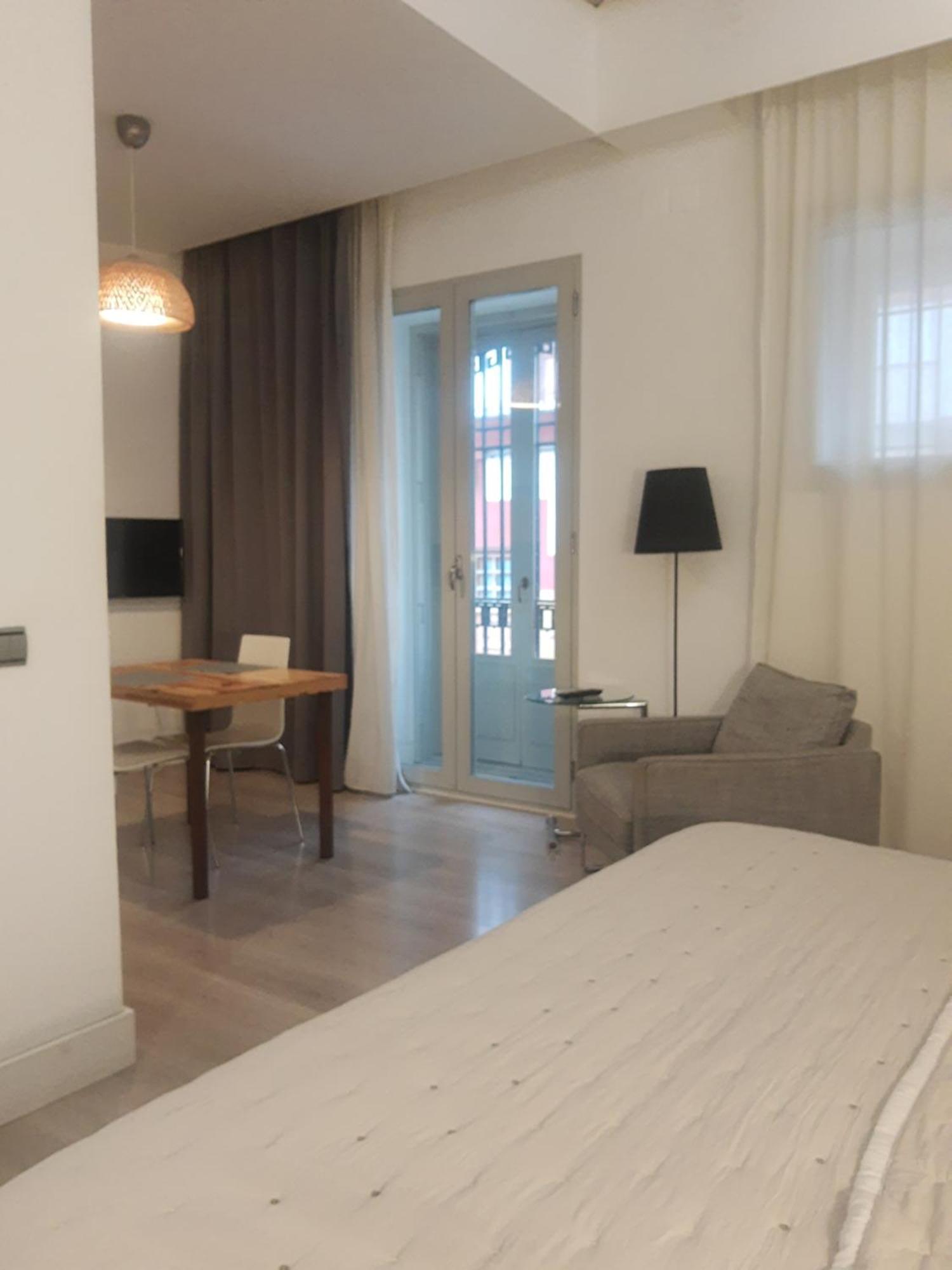 Las Coles Apartasuites Xàtiva Exteriör bild