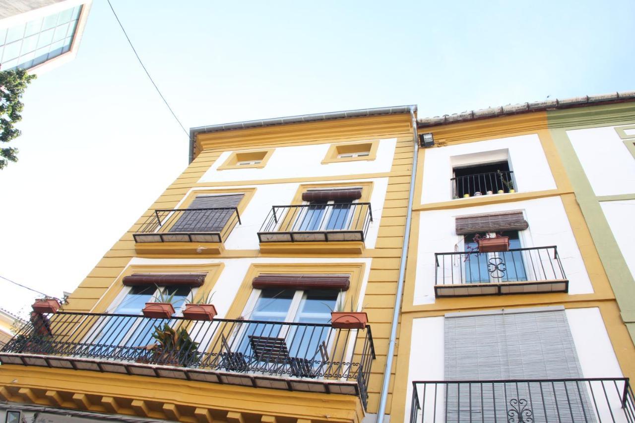 Las Coles Apartasuites Xàtiva Exteriör bild
