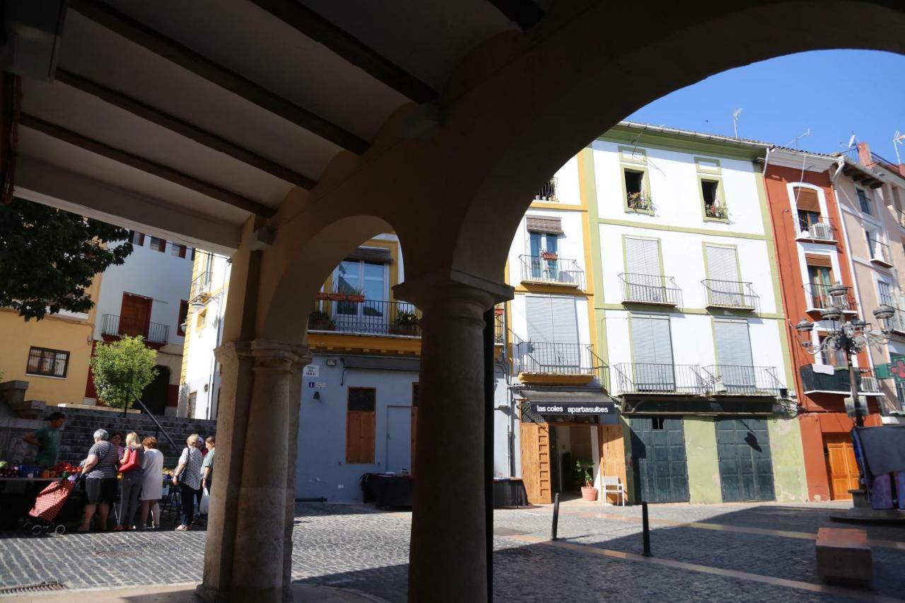Las Coles Apartasuites Xàtiva Exteriör bild