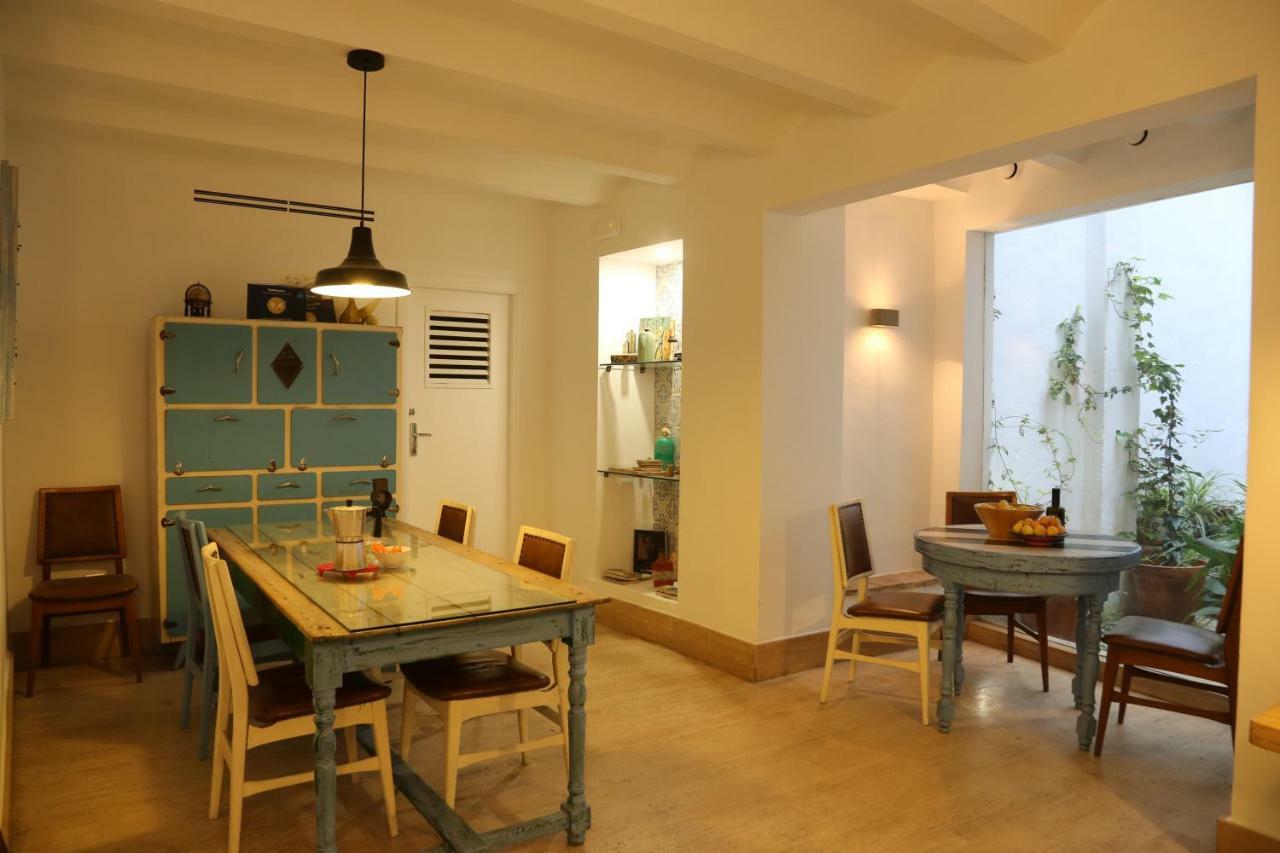 Las Coles Apartasuites Xàtiva Exteriör bild