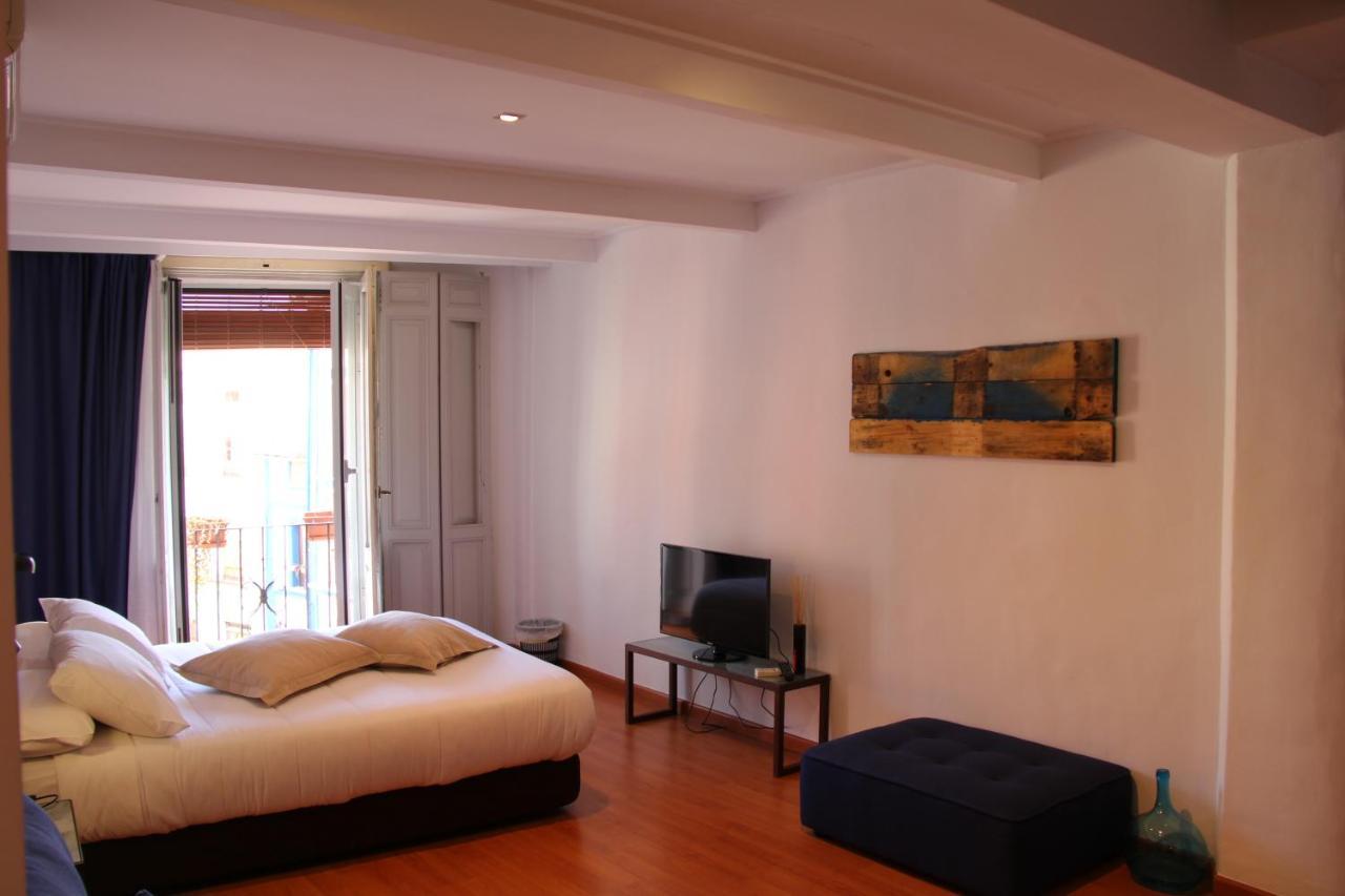 Las Coles Apartasuites Xàtiva Exteriör bild